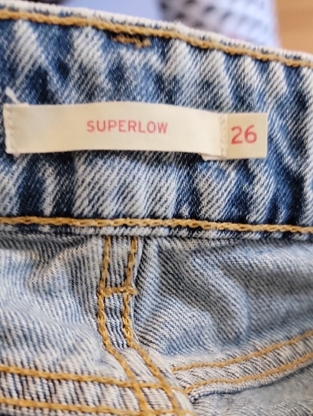 Levi's Light Wash Wide Leg Flare Jeans - Picture 5 of 5
